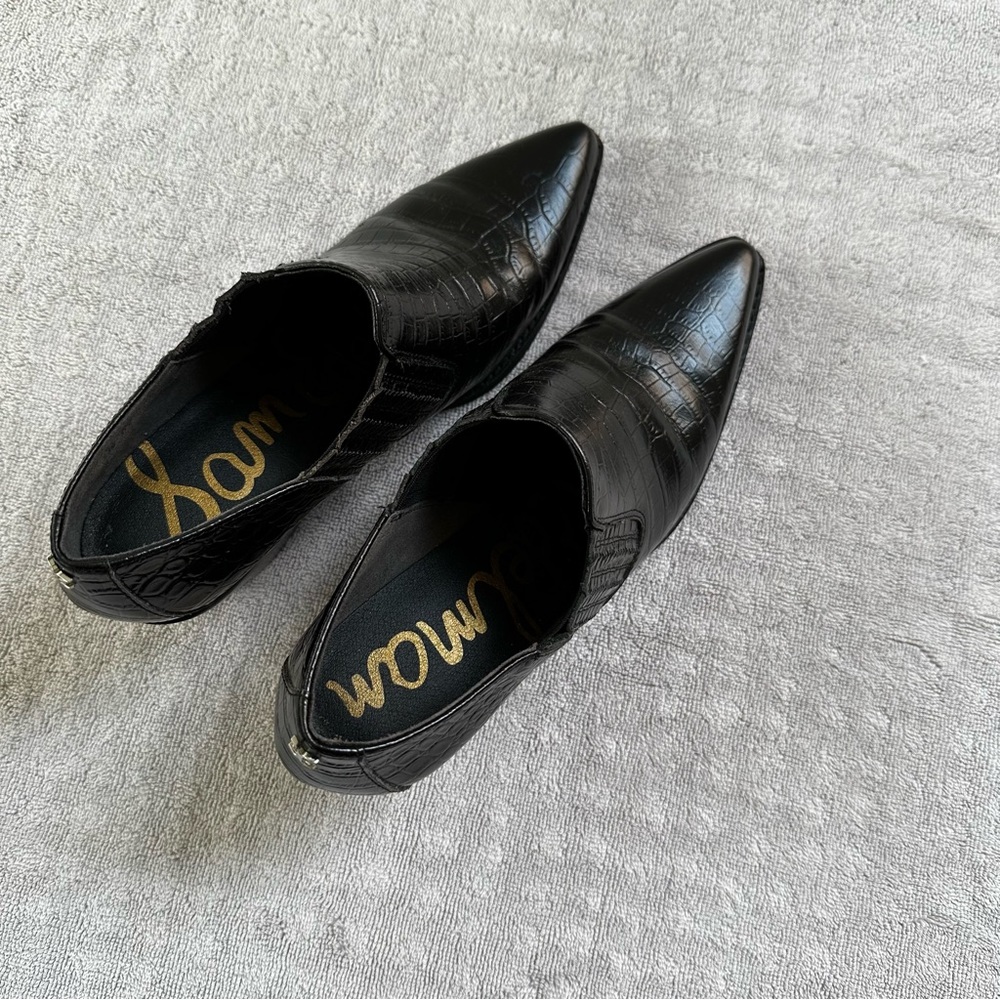 Sam Edelman Black Crocodile Ankle Bootie Size: 7.5